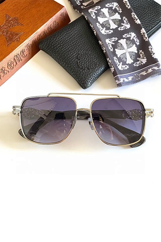 Солнцезащитные очки Chrome Hearts