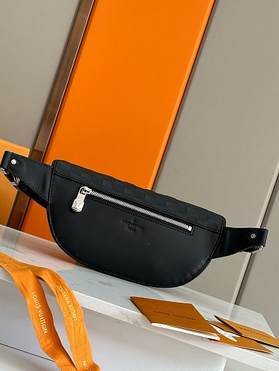 Кожаная сумка на пояс Louis Vuitton Damier Infini Premium 26x13x7 см   