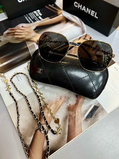 Женские солнцезащитные очки Chanel   