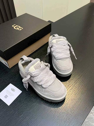 Женские замшевые ботинки UGG Lowmel   