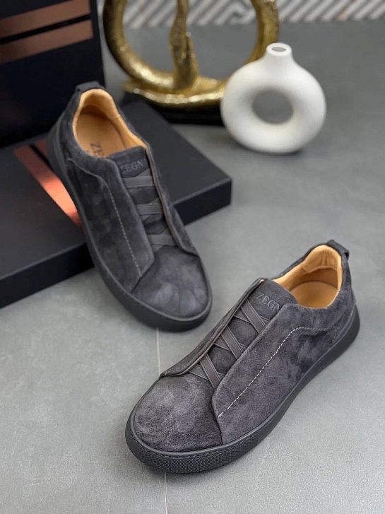 Замшевые кроссовки Zegna Triple Stitch
