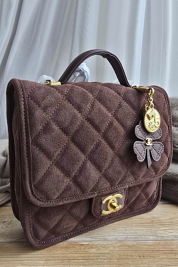 Замшевая сумка Chanel 21x19 см - Brown   