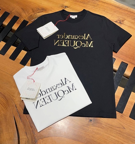 Мужская чёрная футболка Alexander McQueen Reverse logo