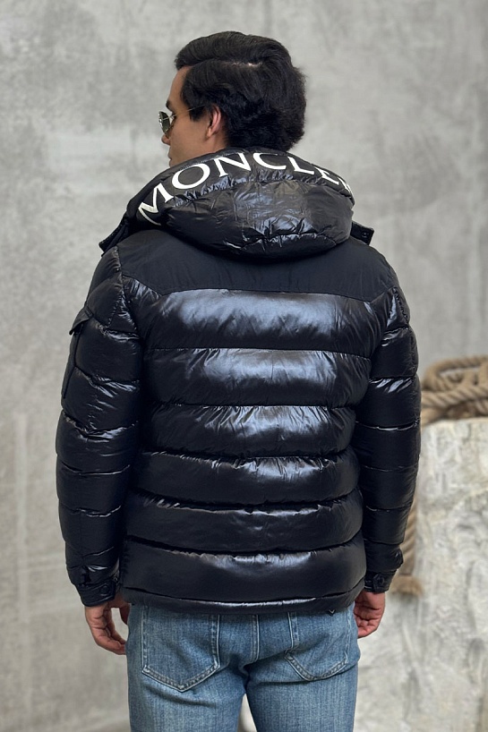 Мужская черная куртка Moncler Gombei