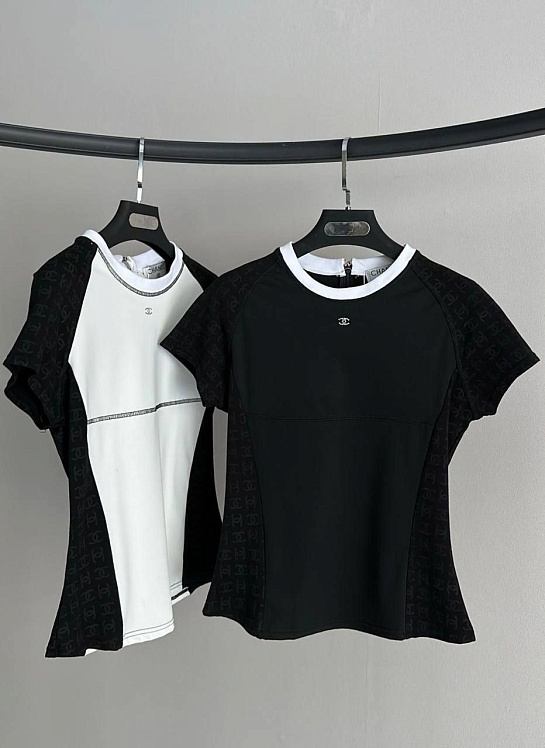 Женская футболка Chanel чёрного цвета