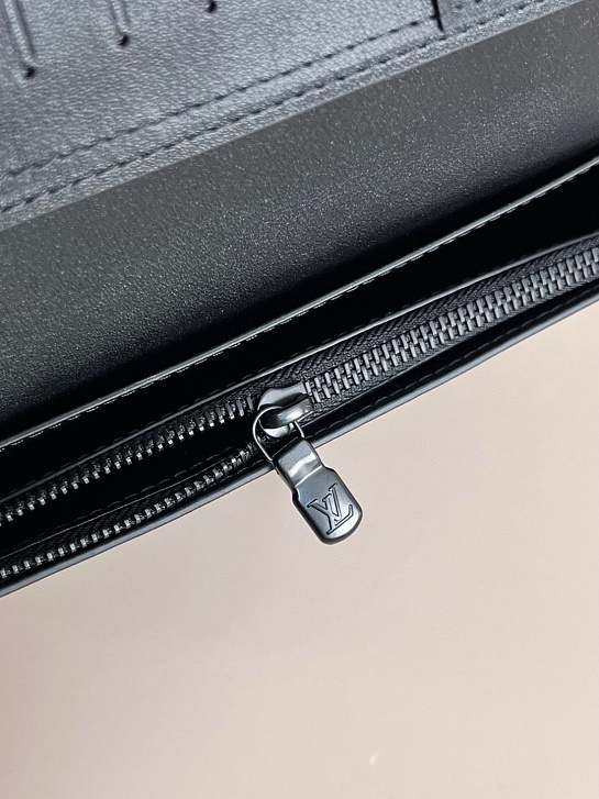 Кожаный бумажник Louis Vuitton Premium 19x9.5x2 см