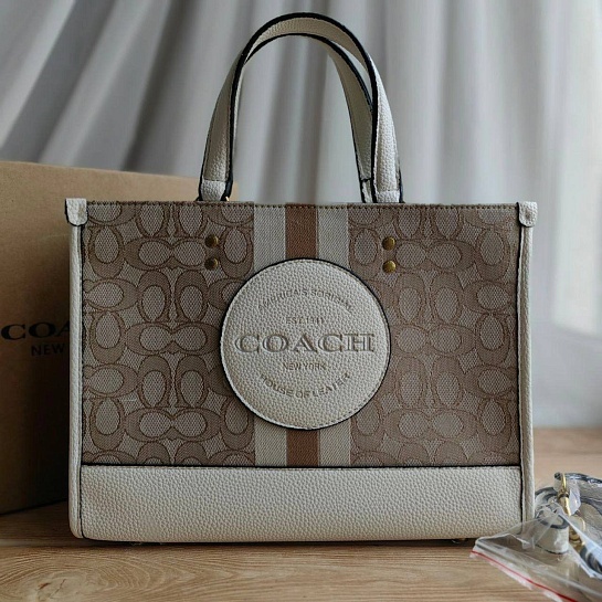 Женская сумка Coach Dempsey Carryall 30x22 см (4 расцветки)