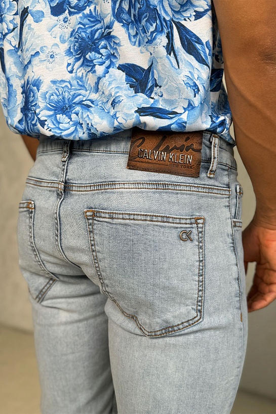 Светло-синие мужские джинсы Calvin Klein New York