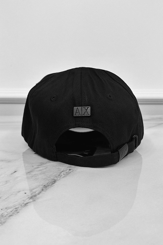 Бейсболка чёрного цвета Armani Exchange embroidered-logo