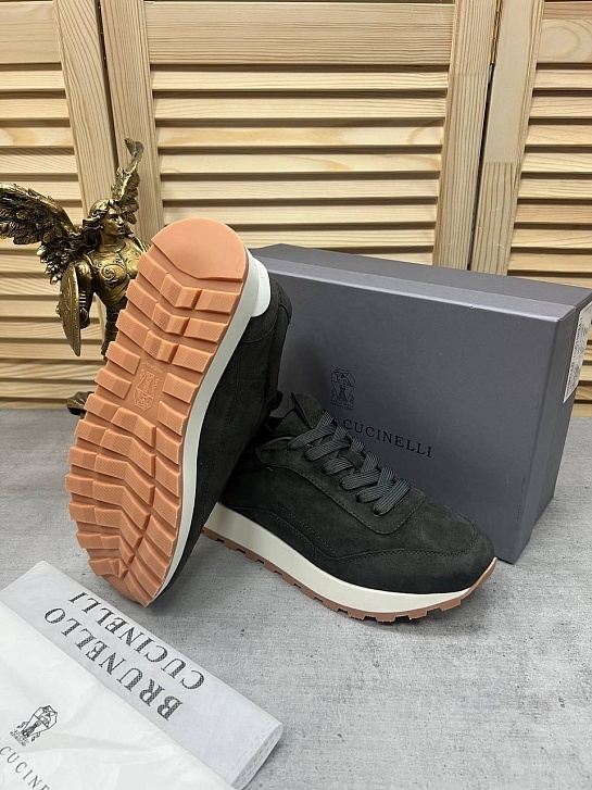 Замшевые кроссовки Brunello Cucinelli серого цвета