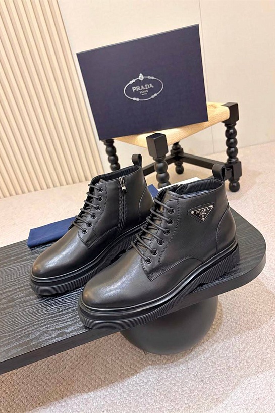 Кожаные ботинки с мехом Prada premium
