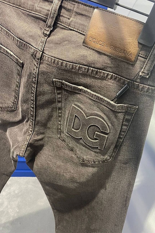 Мужские джинсы Dolce & Gabbana embossed logo - Brown