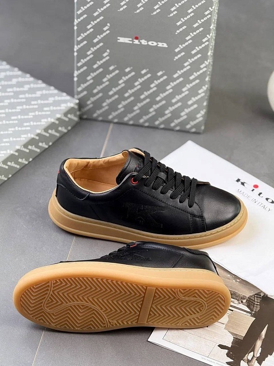 Кожаные кроссовки Kiton чёрного цвета