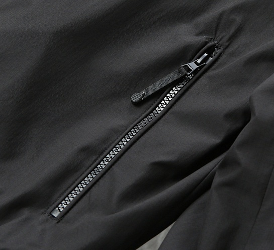 Мужская чёрная ветровка Burberry