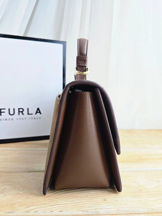 Замшевая сумка Furla Eclisse S 21x17 см