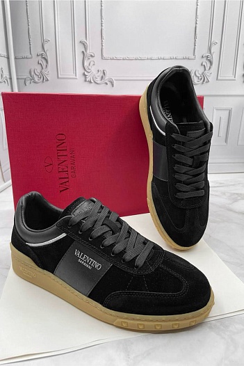 Замшевые кроссовки Valentino Garavani Upvillage - Black   