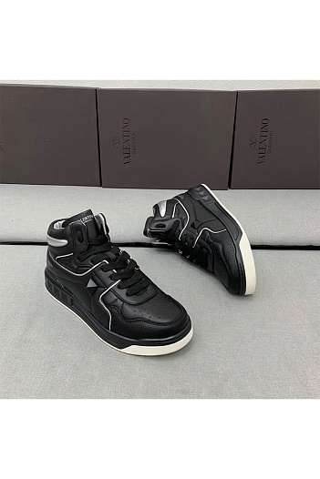 Кожаные кроссовки Valentino Garavani One Stud high top   