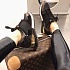 Женские кожаные кроссовки Louis Vuitton Neo Run Away premium