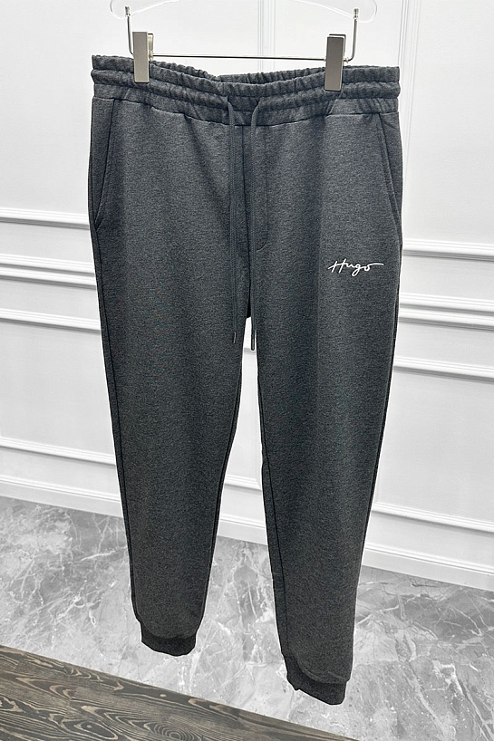Мужские спортивные штаны Hugo Boss серого цвета