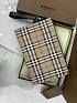 Бежевый клатч Burberry Premium 30x20x1.5 см