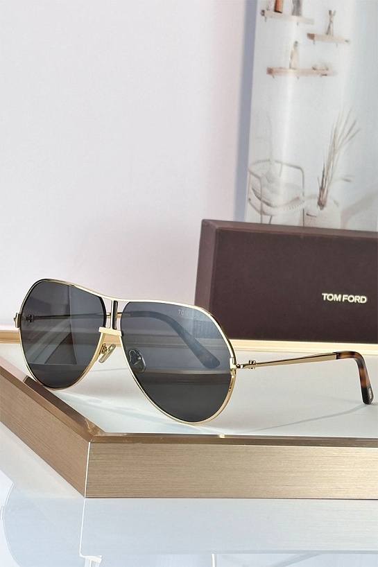 Солнцезащитные очки Tom Ford Rickie
