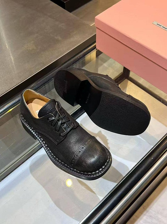 Женские кожаные ботинки дерби MIU MIU
