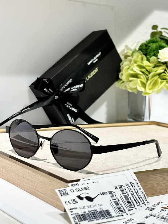 Солнцезащитные очки Yves Saint Laurent Eyewear