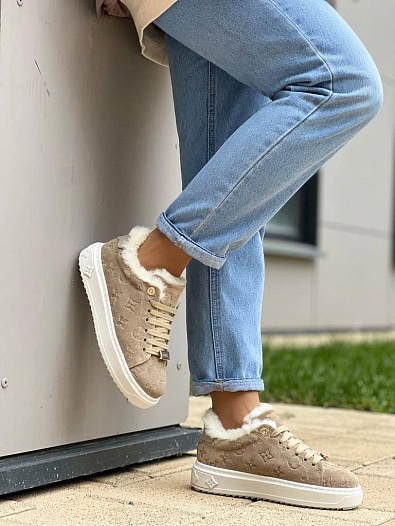 Женские замшевые кроссовки с мехом Louis Vuitton Time Out - Brown   