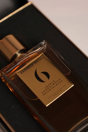 Парфюмерная вода Rosendo Mateu Nº 6 (100 мл)   