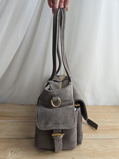 Замшевая сумка Prada 30x16 см   