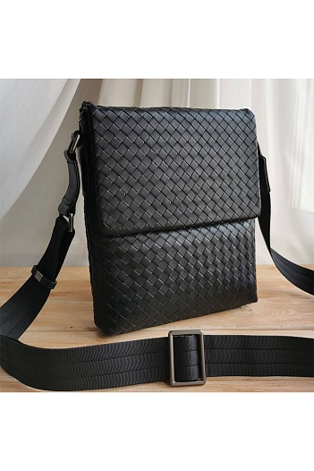 Кожаная сумка Bottega Veneta Intrecciato 27x24 см   