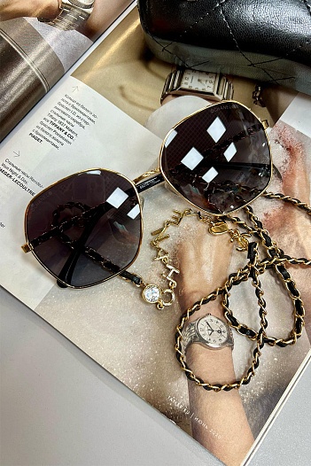 Женские солнцезащитные очки Chanel   