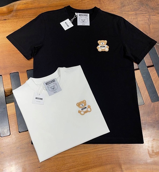 Футболка белого цвета Moschino Teddy Bear logo-patch