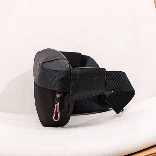 Чёрная сумка на пояс Burberry Sonny Premium 31x7.5x16 см