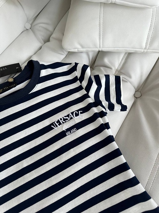 Женская футболка в полоску Versace