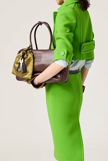 Женская кожаная сумка MIU MIU 33x24 см   