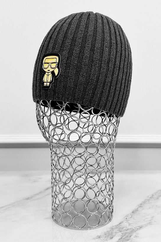 Мужская шапка серого цвета Karl Lagerfeld logo-patch