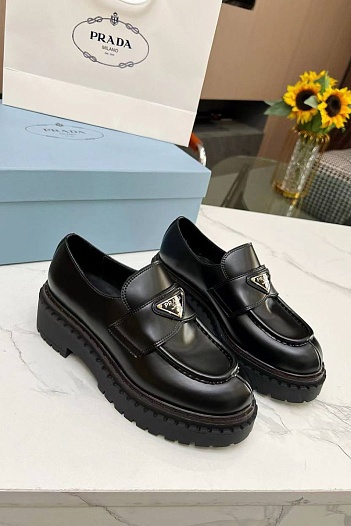 Женские кожаные лоферы Prada Premium - Black   