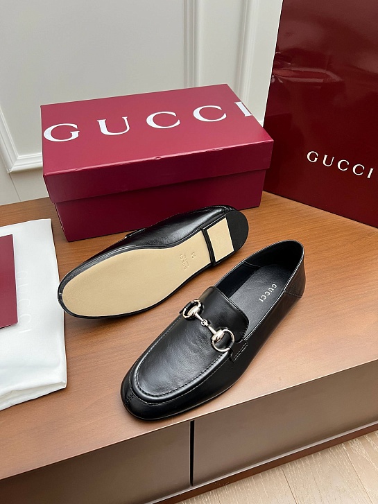 Женские кожаные лоферы Gucci Jordaan premium