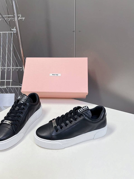 Женские чёрные кроссовки MIU MIU