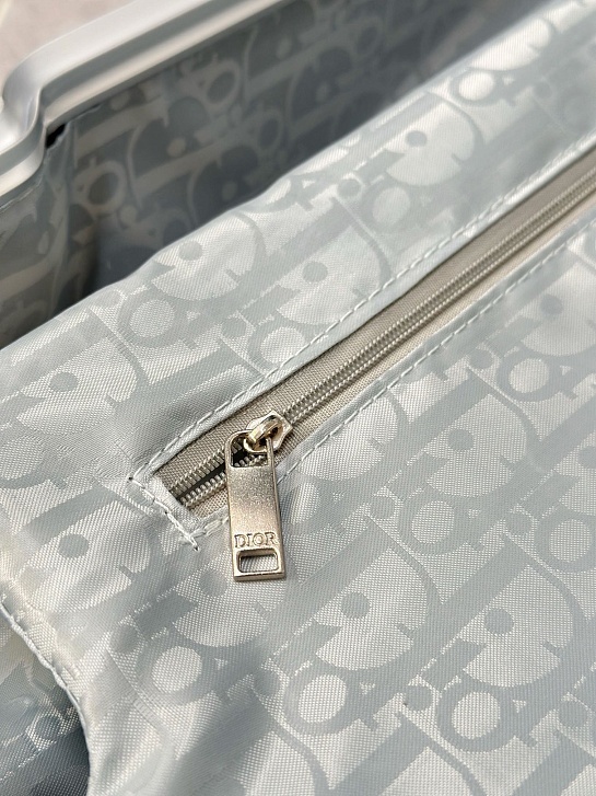 Чемодан Rimowa x Dior Aluminum Gradient M Premium 67x42x27 см