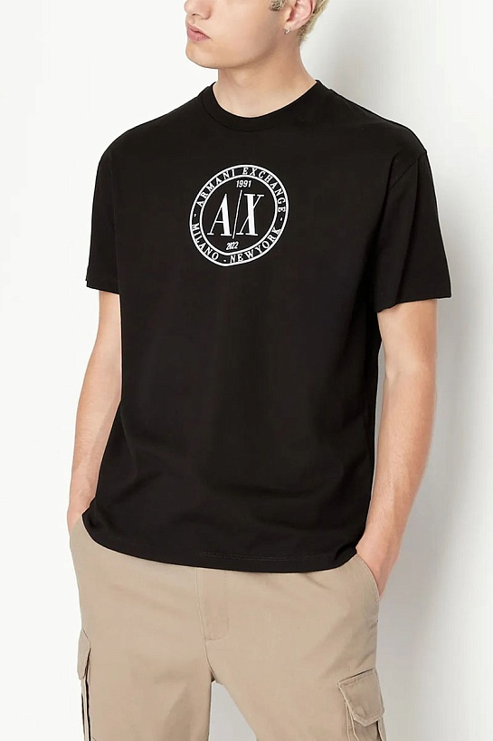 Футболка чёрного цвета Armani Exchange white logo