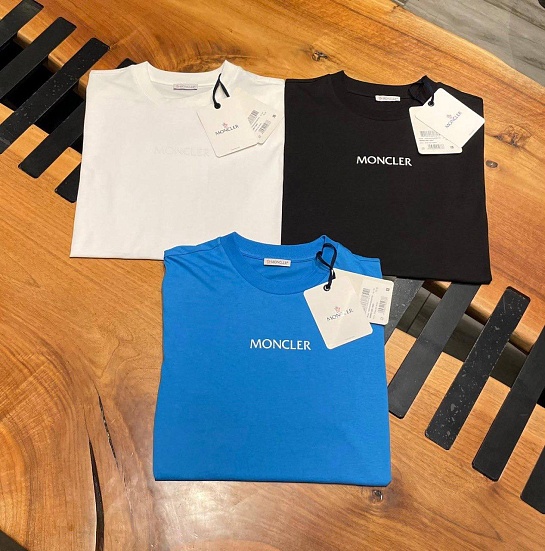 Футболка белого цвета Moncler graphic-print