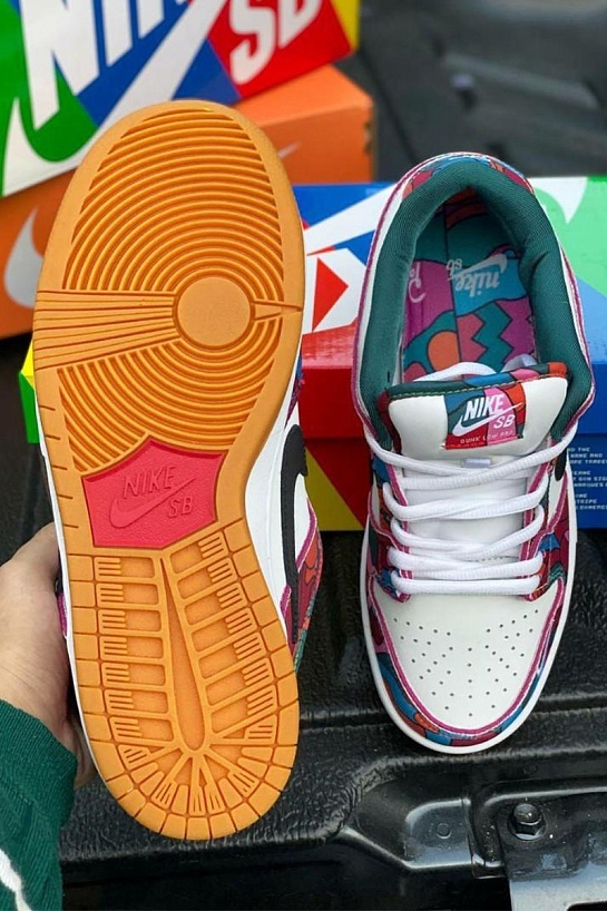 Кроссовки Parra x Nike SB Dunk Low "Abstract Art"