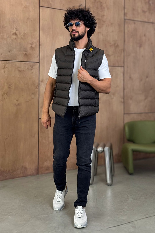 Жилет цвета хаки Parajumpers