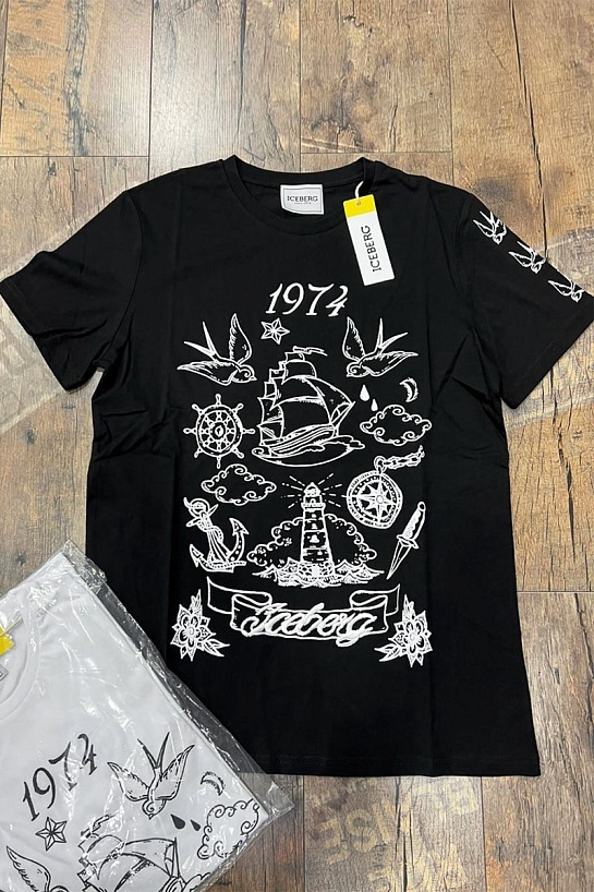 Чёрная футболка Iceberg Tattoo Sailor