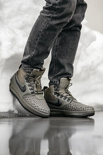 Кроссовки с мехом Nike Lunar Force 1 Duckboot '17   
