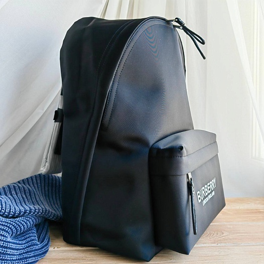 Нейлоновый рюкзак Burberry Jett 40x30 см   