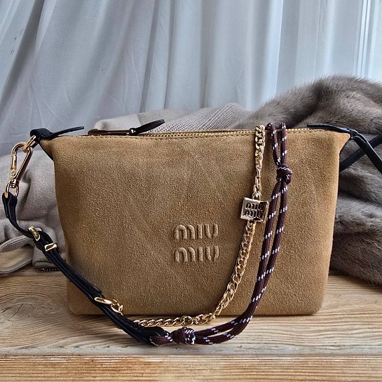 Замшевая сумка MIU MIU 22x14 см