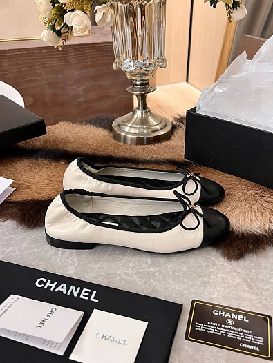 Женские балетки Chanel Flats - White / Black   